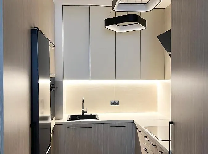 Bianco Premium Z Widokiem Na Ratusz * Çestohova