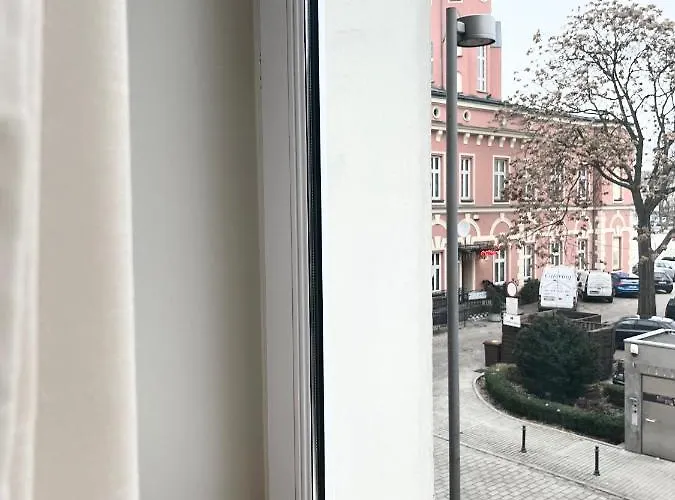 Daire Bianco Premium Z Widokiem Na Ratusz Çestohova